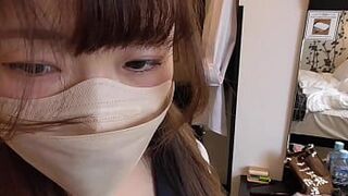 [Personal shooting] Cute girlfriend, sex in uniform after school, deep blowjob after pussy and urination are seen, skirt is lifted and fucked from behind, creampie porn video